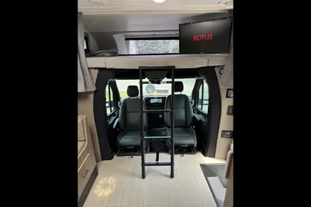 Brand new 2025 East to West Entrada 24FM ClassC