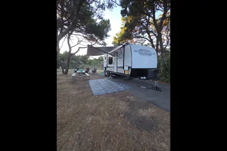 2018 Surveyor 247BH Dog Friendly + Bunkhouse + Island, Sleeps 8