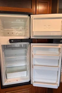 Shelley's Starcraft 25BHS AR-ONE-MAX Travel Trailer