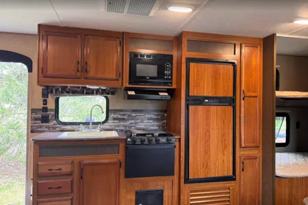 Shelley's Starcraft 25BHS AR-ONE-MAX Travel Trailer