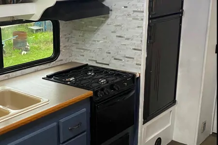 Adam and Kims Freedom Express Class C