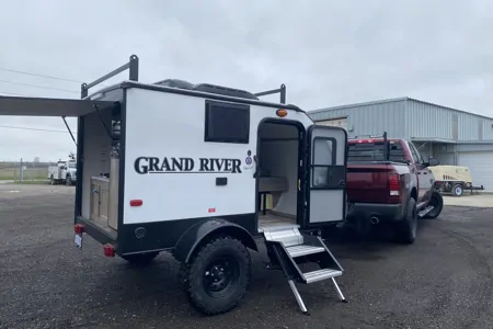 Justin's Grand River Tracker Micro Trailer