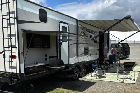 ✨Jayco Jay Flight 32BHDS – Sleeps 10 | Outdoor Kitchen | Family Bunkhouse ✨