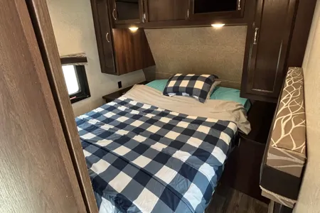 ✨Jayco Jay Flight 32BHDS – Sleeps 10 | Outdoor Kitchen | Family Bunkhouse ✨