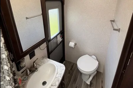 ✨Jayco Jay Flight 32BHDS – Sleeps 10 | Outdoor Kitchen | Family Bunkhouse ✨