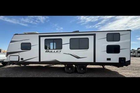 'Billie' 2023 Keystone RV Bullet Crossfire ACO2400