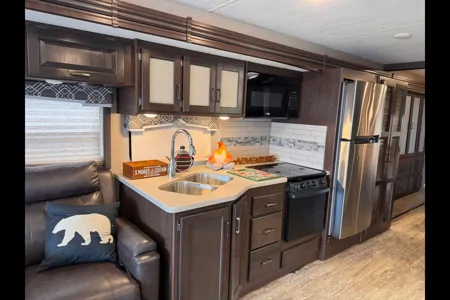 'Harriet' 2020 Thor Hurricane ACO628