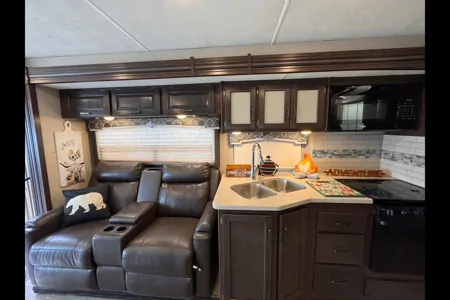 'Harriet' 2020 Thor Hurricane ACO628