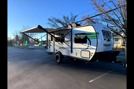 Cory's Flagstaff E Pro 19FBS Travel Trailer