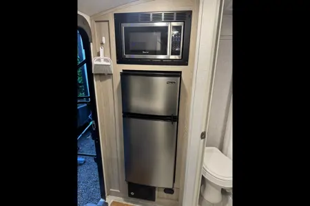 Cory's Flagstaff E Pro 19FBS Travel Trailer