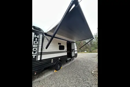 Skyla's Keystone Hideout Travel Trailer