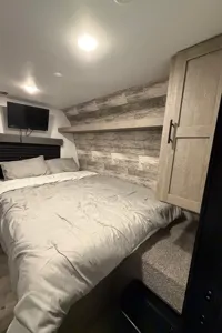 Keystone Springdale Mini 2010BH Travel Trailer