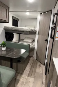 Keystone Springdale Mini 2010BH Travel Trailer