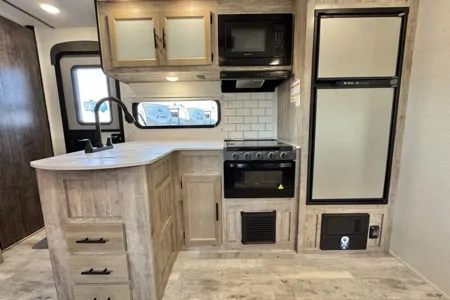 Grand River 32BRE Travel Trailer