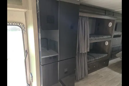 George's Nexus RV Phantom 32P