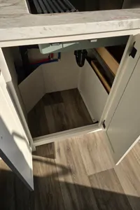 Tate and Allison's Venture Stratus 302VBH Travel Trailer