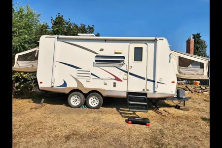 A & N - Forest River Rockford Roo Hybrid