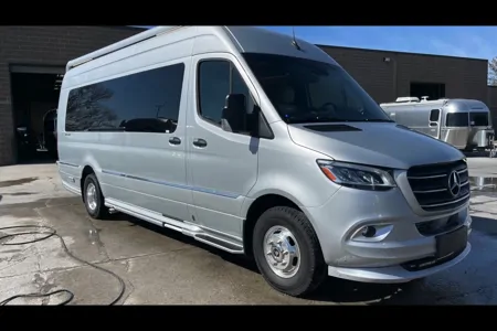 birender's Airstream Airstream Interstate 24GT Class B