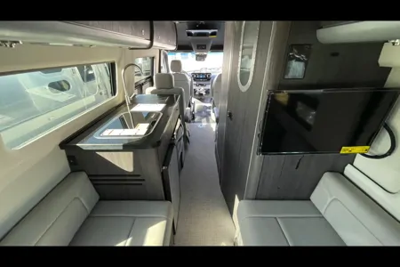 birender's Airstream Airstream Interstate 24GT Class B