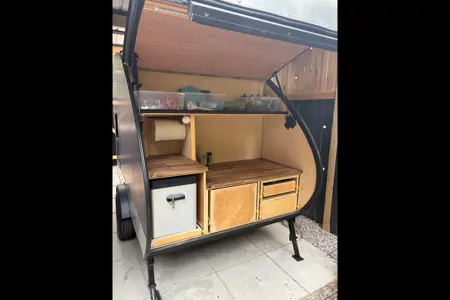 FEENIX the teardrop trailer