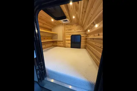 FEENIX the teardrop trailer