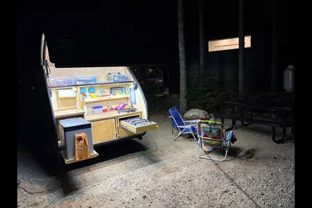 FEENIX the teardrop trailer