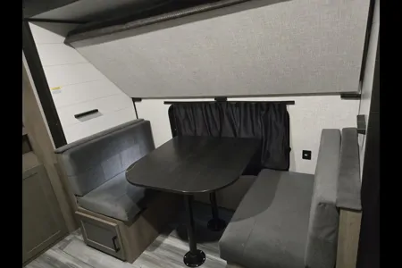 J & J Summer Ball Escape - Jayco 324 BDS Travel Trailer