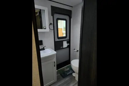 J & J Summer Ball Escape - Jayco 324 BDS Travel Trailer