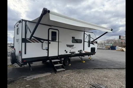 2023 Forest River Wildwood SLMO1777