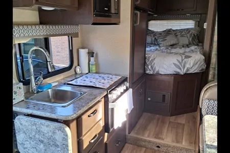 2019 Thor Freedom Elite Family Friendly