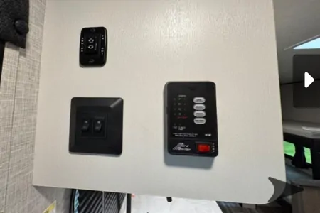 Ace's Jayco 175BH Thing two