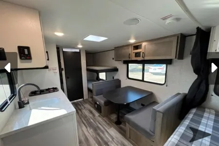 Ace's Jayco 175BH Thing two
