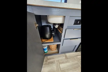 Lindsey's Primetime Tracer LE Ultra Lite Travel Trailer