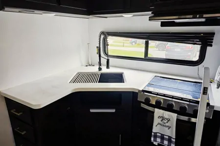 Clean Keystone 251BH Travel Trailer