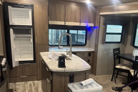 Wayne's Grand Design 2670mk Travel Trailer