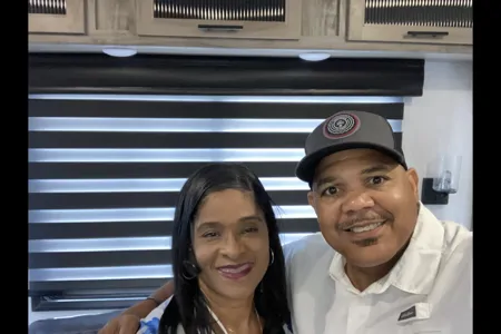 Neal's Fleetwood 2022 Fifth Wheel