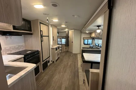 GM's Cruiser RV Shadow Cruiser 277BHS Travel Trailer