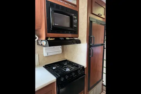 RV Set Up Campsite Stay (No Driving Needed)