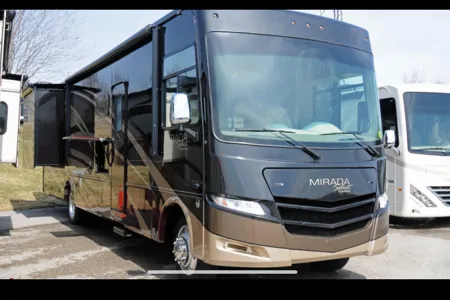 Coachmen Mirada Select Class A