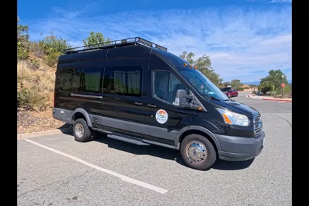 Cliff Lite - Your California Getaway | Fully Stocked Kitchen & Camping