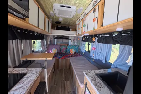 Cliff Lite - Your California Getaway | Fully Stocked Kitchen & Camping