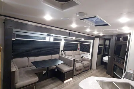 Fireside RV's 2021 Jayco White Hawk 27RB - LMI1125