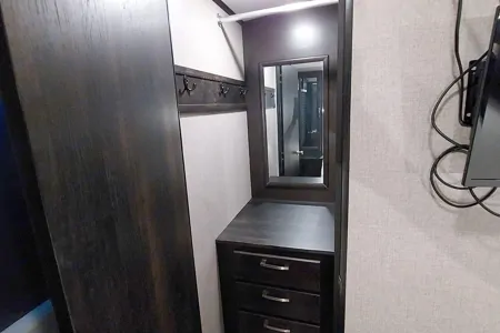 Fireside RV's 2021 Jayco White Hawk 27RB - LMI1125