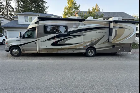 Maryna's Jayco Melbourne Class C