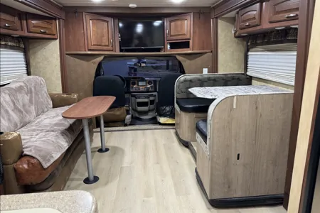 Maryna's Jayco Melbourne Class C