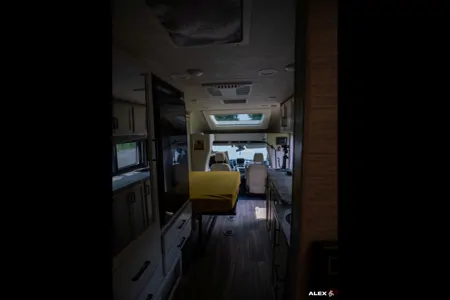Alexandre's Thor Motor Coach Gemini TE23 Class B