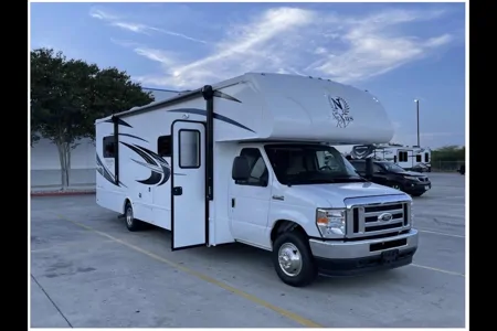 NEW NEXUS RV Triumph Class C