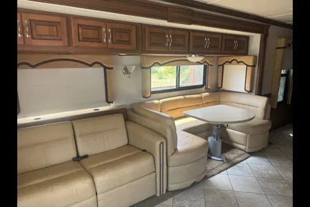 2008 Newmar Mountain Aire 42