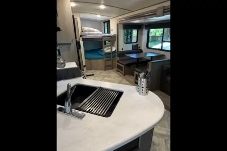 Radick’s Vacation on Wheels