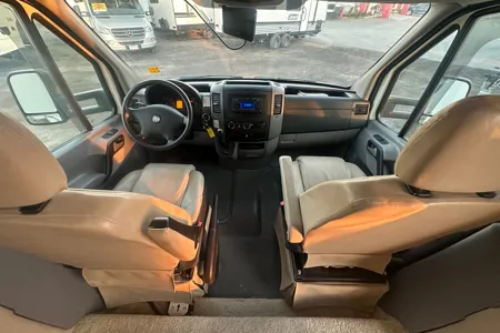 Jason's Dutchmen Dorado 24SB Class C